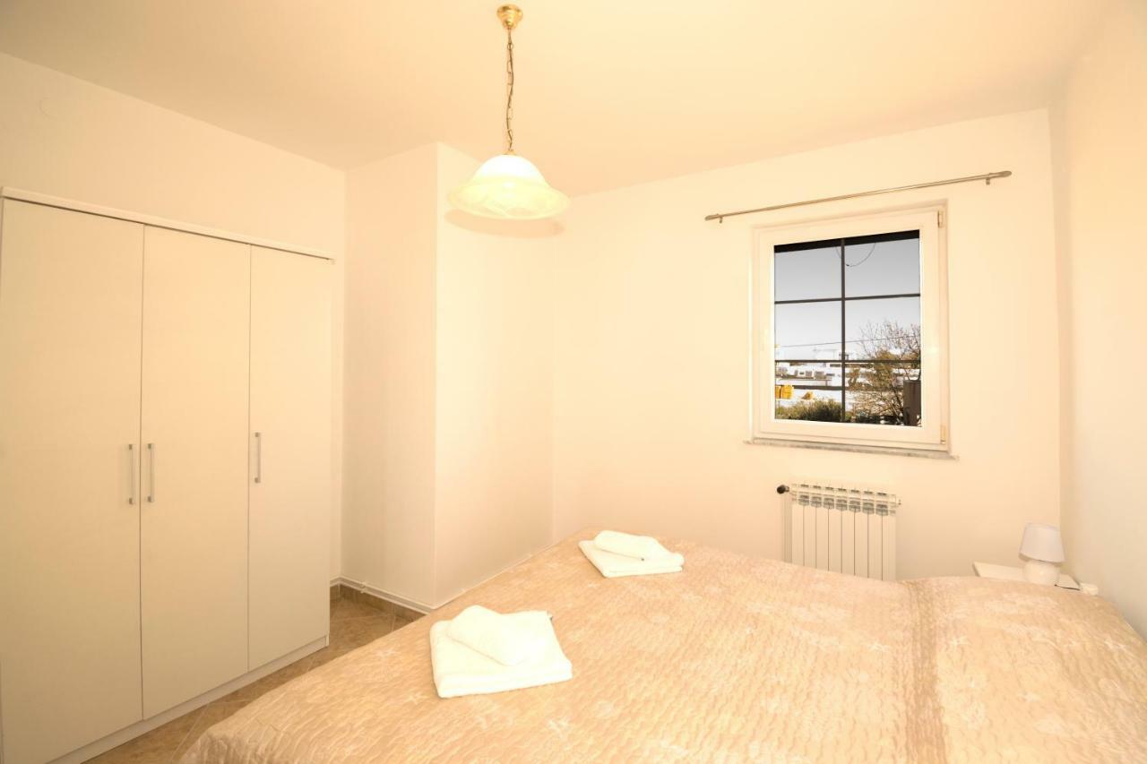 Apartman Mendula Premantura Exterior photo